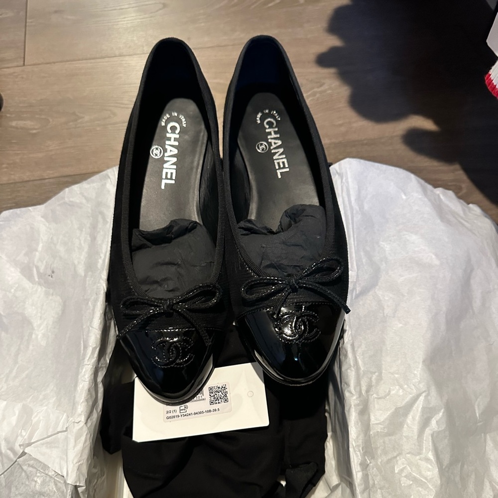 Chanel patent toe flats